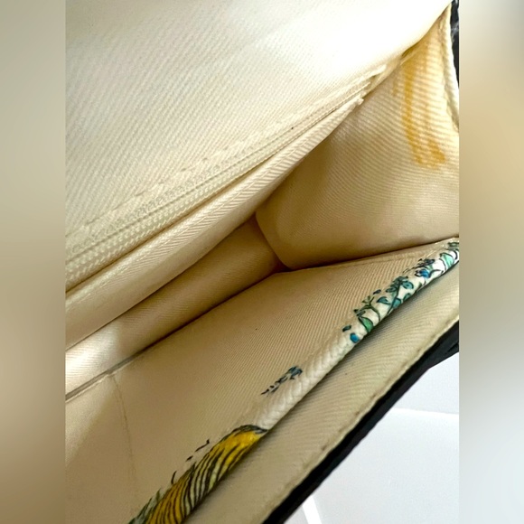 Floral Crossbody Bag from Target - Picture 10 of 14